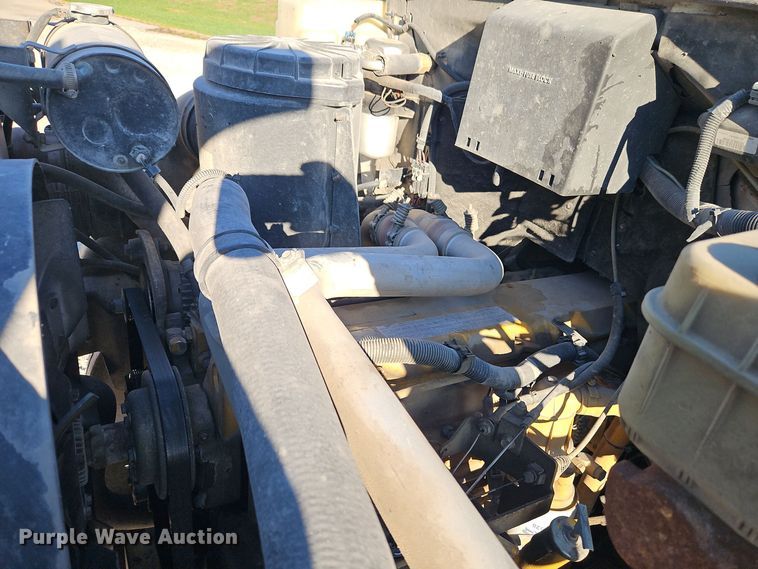 image for item EI8604 1995 Chevrolet Kodiak utility / service truck