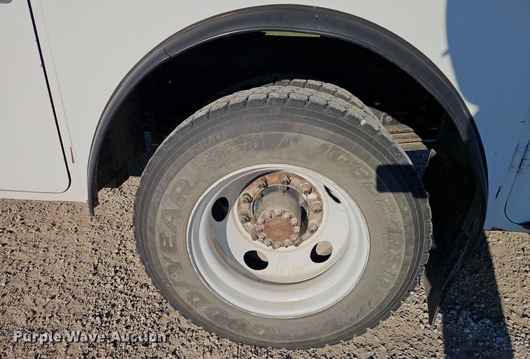 image for item EI8604 1995 Chevrolet Kodiak utility / service truck