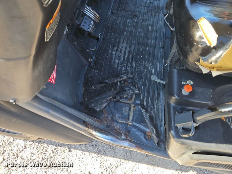 image for item EI8605 2014 Kubota RTV-X1120D utility vehicle