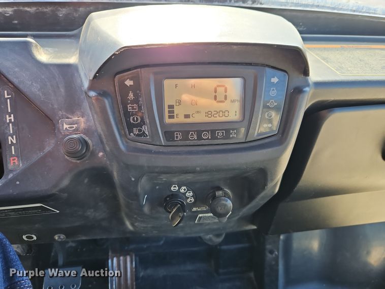 image for item EI8605 2014 Kubota RTV-X1120D utility vehicle