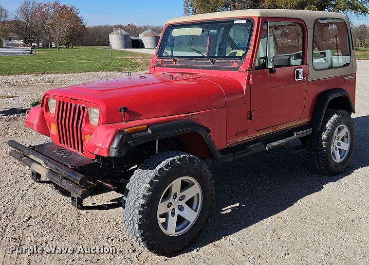 image for item EI8606 1990 Jeep Wrangler SUV