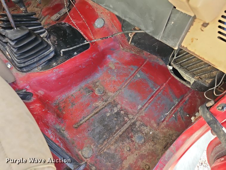 image for item EI8606 1990 Jeep Wrangler SUV