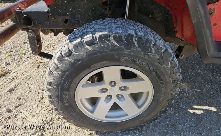 image for item EI8606 1990 Jeep Wrangler SUV