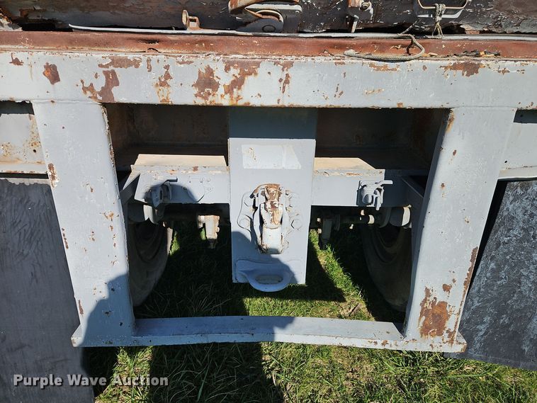 image for item EI8607 1984 Great Dane V10-700 dry van trailer