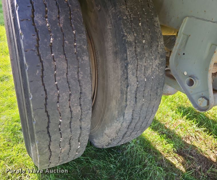 image for item EI8607 1984 Great Dane V10-700 dry van trailer