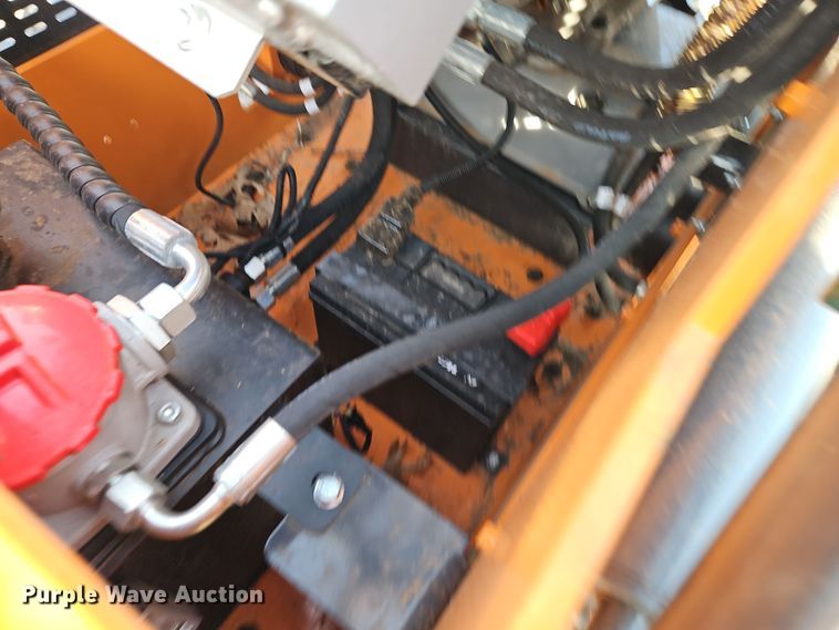 image for item EI8610 2024 LandHero LDH-T460 compact utility loader