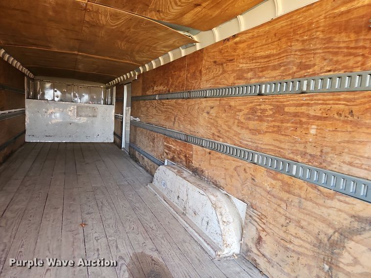 image for item EI8612 1999 CM Trailers enclosed cargo trailer