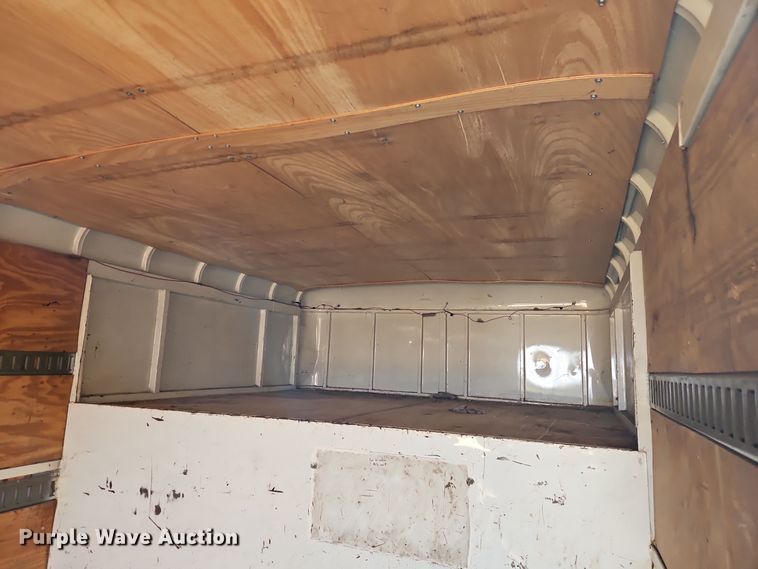 image for item EI8612 1999 CM Trailers enclosed cargo trailer