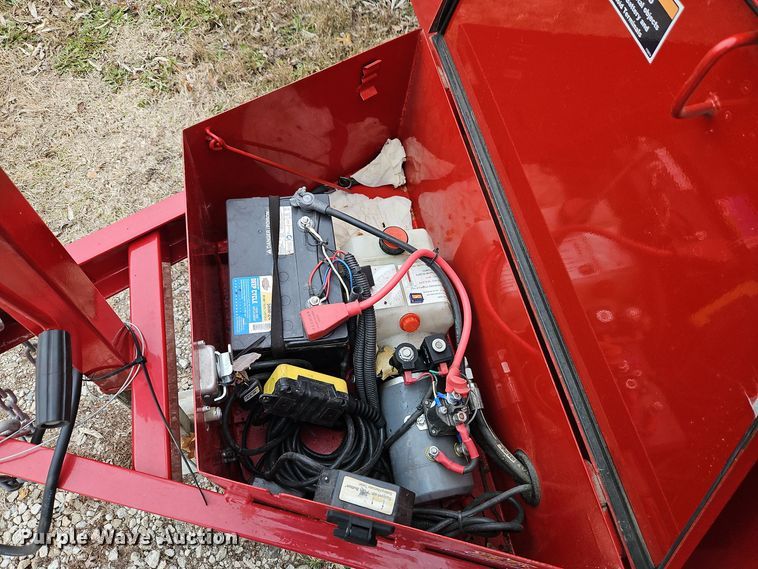 image for item EI8619 2014 Load Trail dump trailer