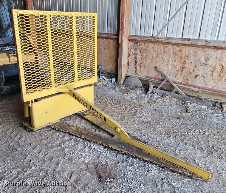 image for item EI8660 Perfect Tree Saw skid steer tree saw