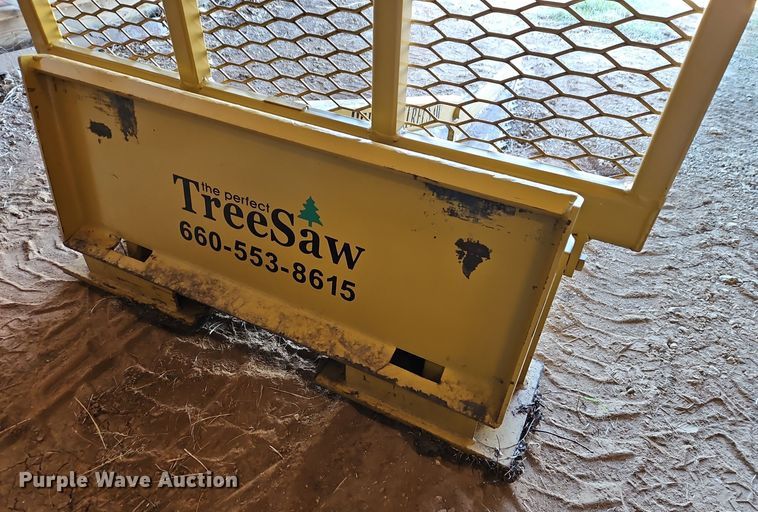 image for item EI8660 Perfect Tree Saw skid steer tree saw