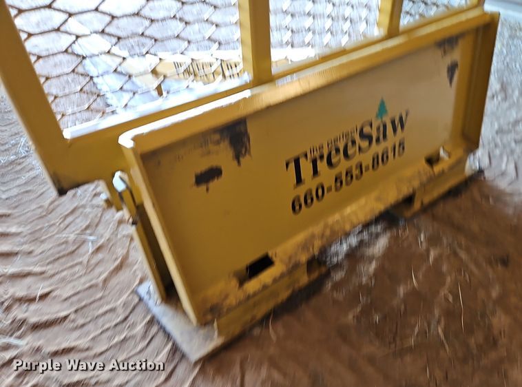 image for item EI8660 Perfect Tree Saw skid steer tree saw
