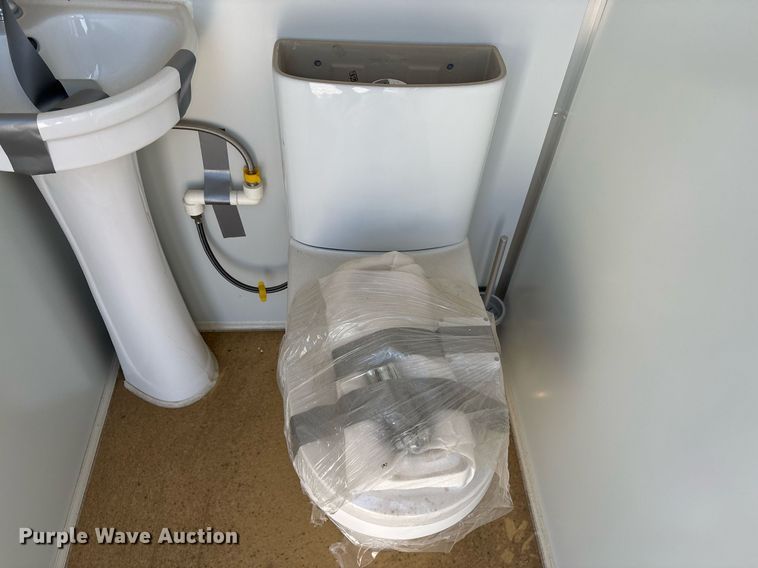 image for item EJ3219 Portable restroom