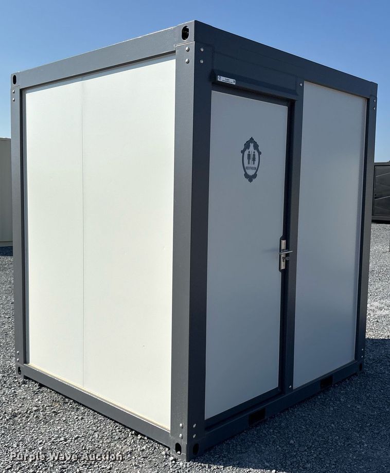 image for item EJ3221 Portable restroom
