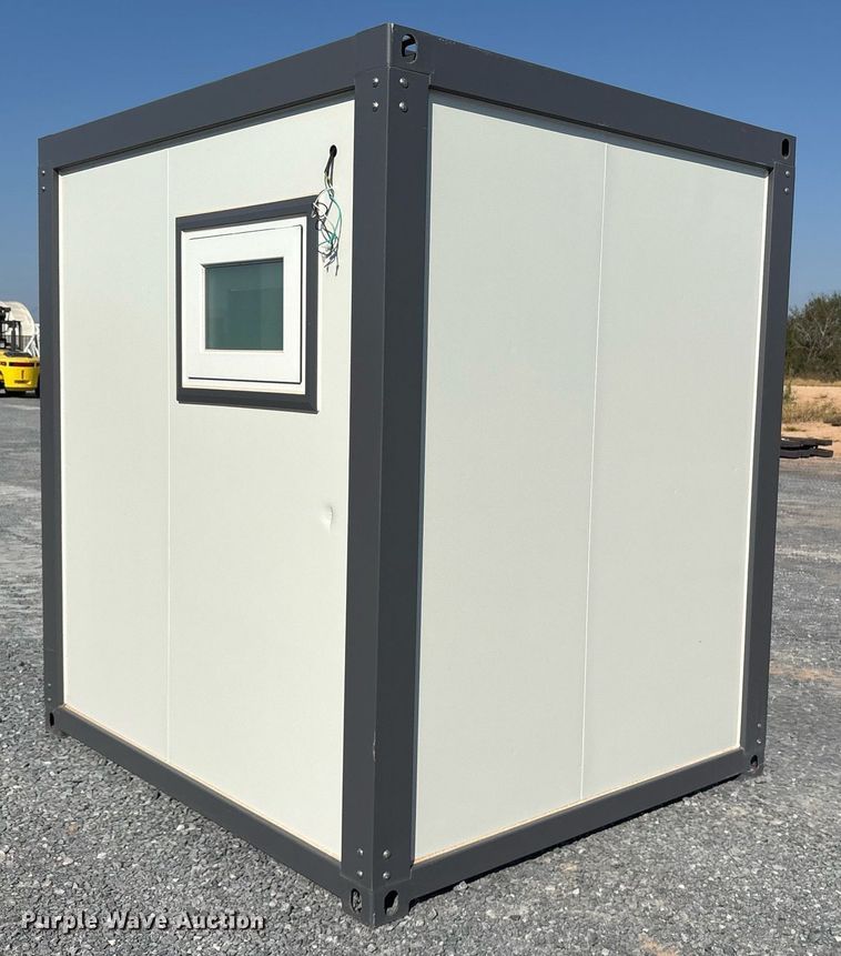 image for item EJ3221 Portable restroom