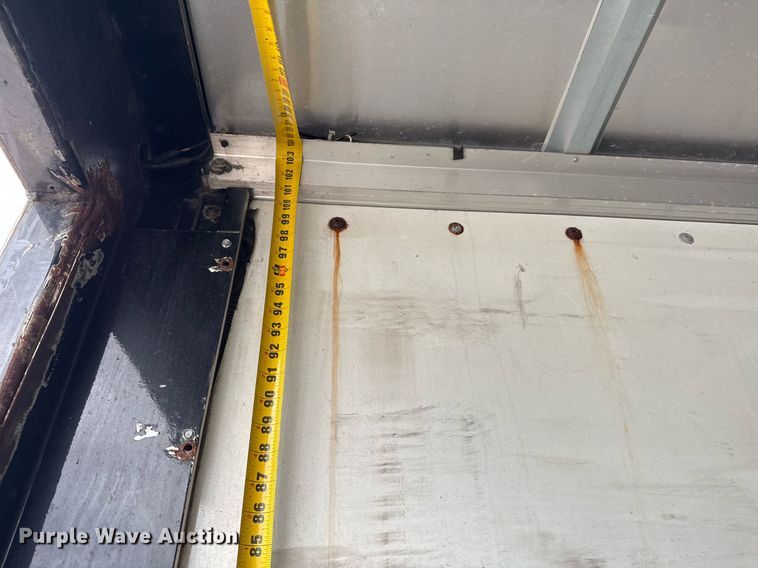 image for item EJ3299 2013 Kenworth box truck