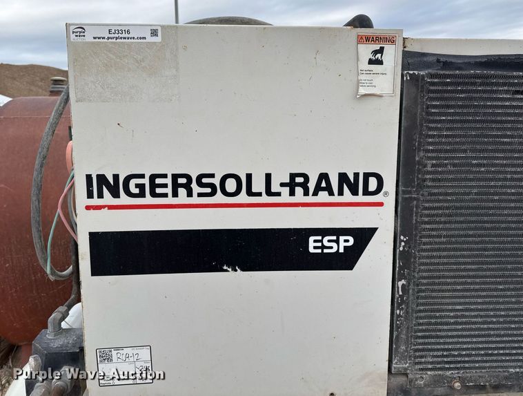 image for item EJ3316 Ingersoll-Rand EP-25 air compressor