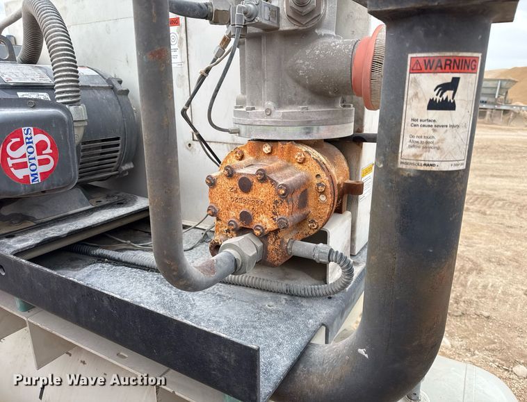 image for item EJ3316 Ingersoll-Rand EP-25 air compressor