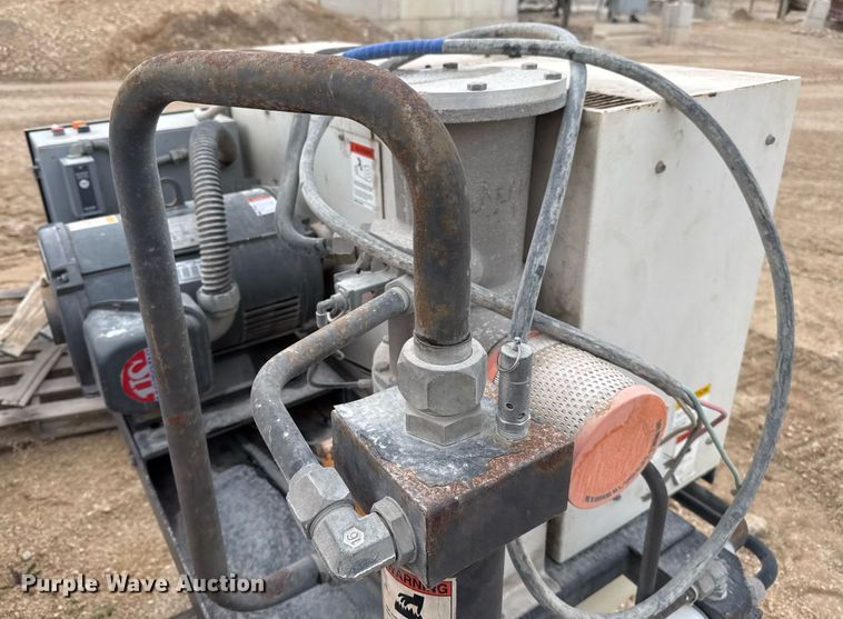 image for item EJ3316 Ingersoll-Rand EP-25 air compressor