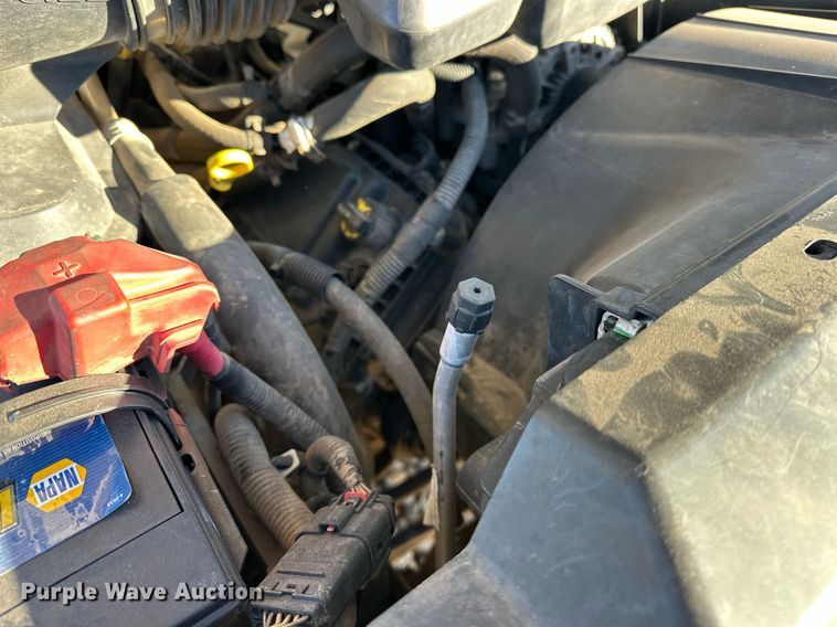 image for item EJ5212 2019 Ford F350 Super Duty flatbed pickup truck