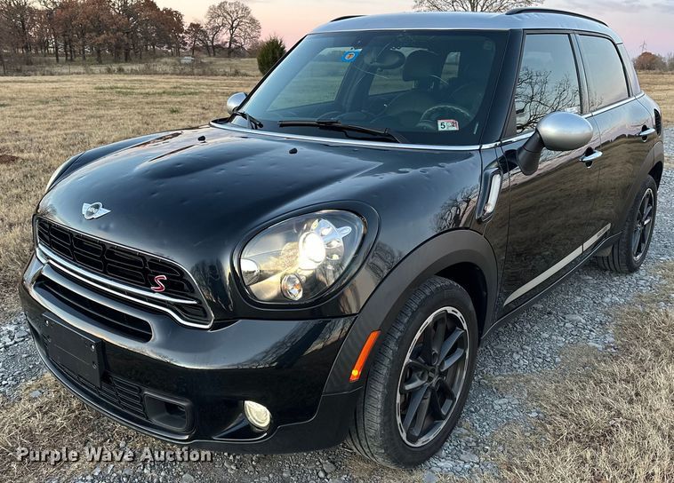 image for item EJ5217 2016 Mini Cooper Countryman S 