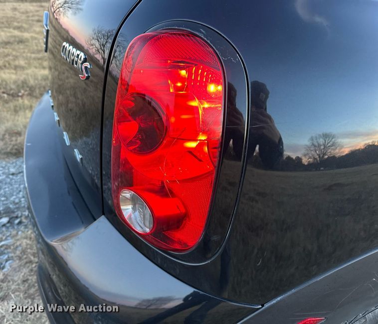 image for item EJ5217 2016 Mini Cooper Countryman S 