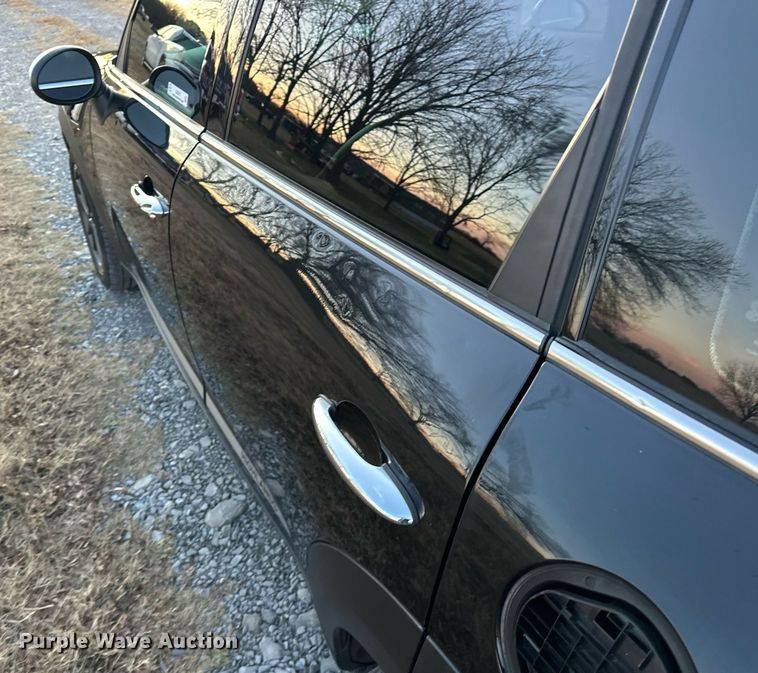 image for item EJ5217 2016 Mini Cooper Countryman S 