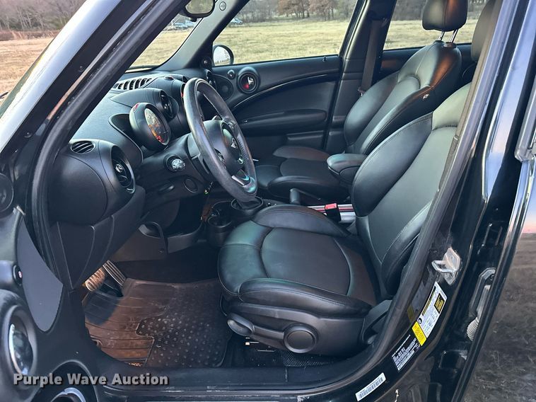 image for item EJ5217 2016 Mini Cooper Countryman S 