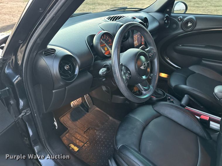 image for item EJ5217 2016 Mini Cooper Countryman S 