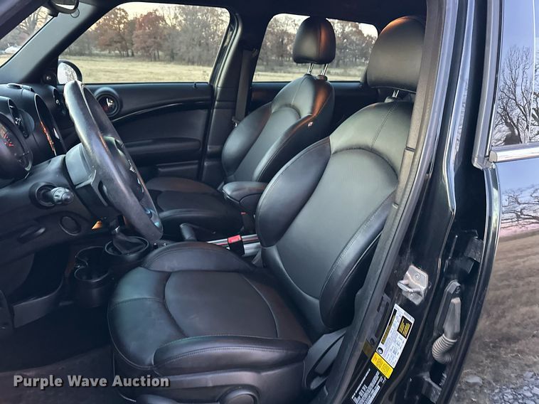 image for item EJ5217 2016 Mini Cooper Countryman S 