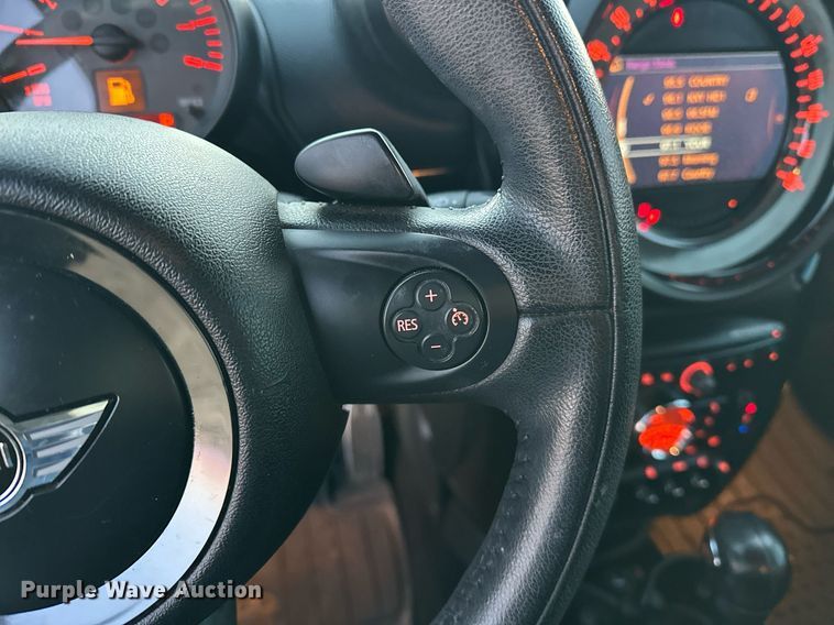 image for item EJ5217 2016 Mini Cooper Countryman S 