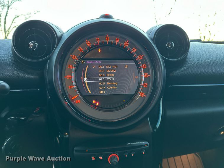 image for item EJ5217 2016 Mini Cooper Countryman S 