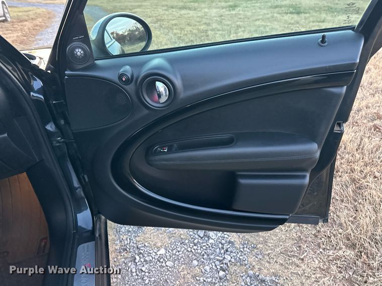 image for item EJ5217 2016 Mini Cooper Countryman S 