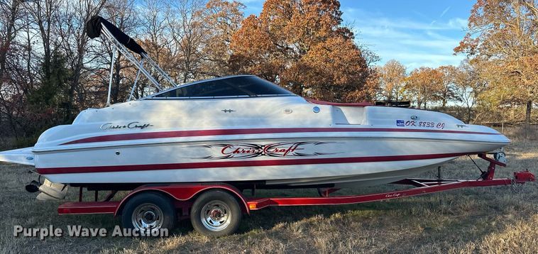 image for item EJ5218 1999 Chris Craft Sport Deck boat