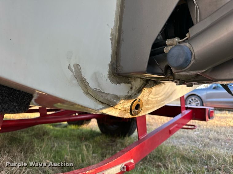 image for item EJ5218 1999 Chris Craft Sport Deck boat