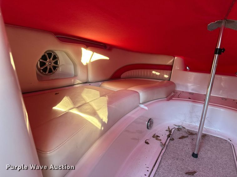 image for item EJ5218 1999 Chris Craft Sport Deck boat