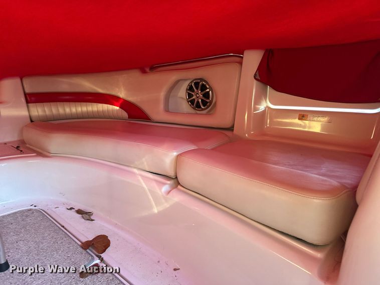 image for item EJ5218 1999 Chris Craft Sport Deck boat