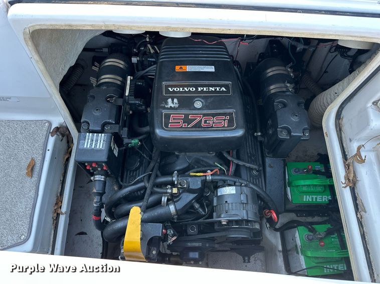 image for item EJ5218 1999 Chris Craft Sport Deck boat