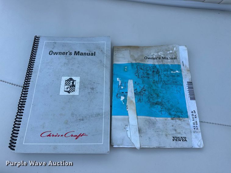 image for item EJ5218 1999 Chris Craft Sport Deck boat