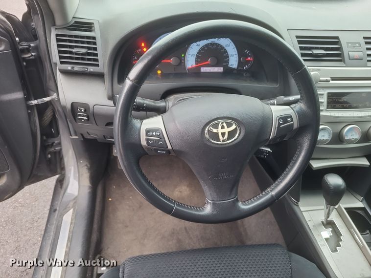 image for item EJ8123 2011 Toyota Camry 