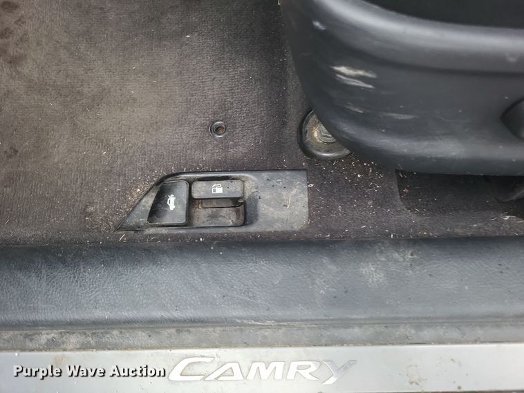 image for item EJ8123 2011 Toyota Camry 