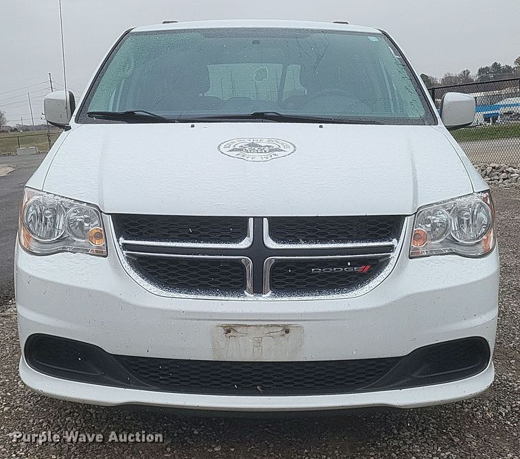 image for item EJ8128 2016 Dodge  Grand Caravan SXT van