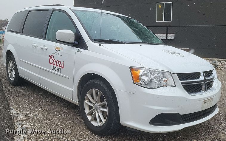 image for item EJ8128 2016 Dodge  Grand Caravan SXT van