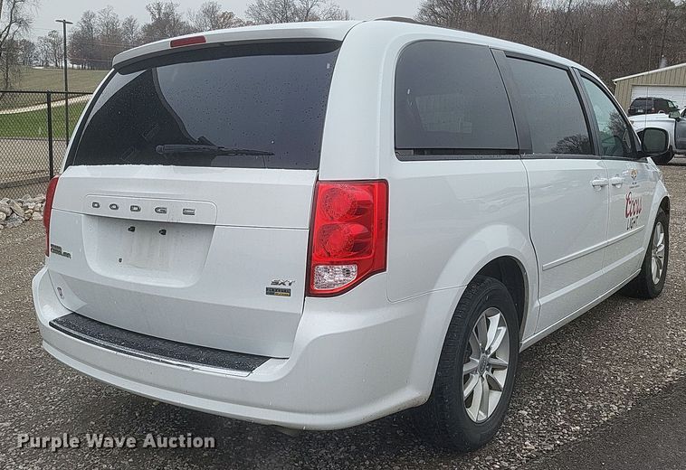 image for item EJ8128 2016 Dodge  Grand Caravan SXT van