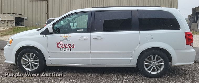 image for item EJ8128 2016 Dodge  Grand Caravan SXT van