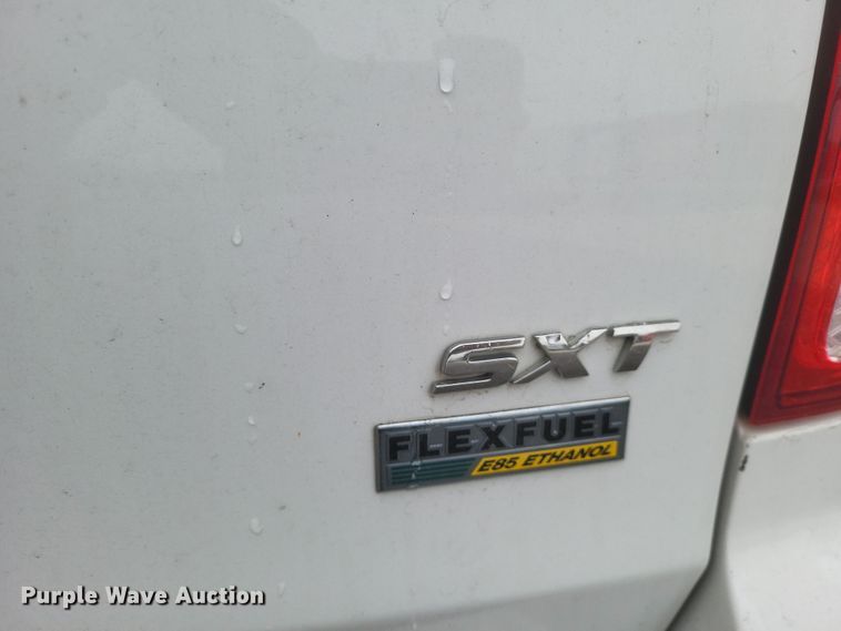 image for item EJ8128 2016 Dodge  Grand Caravan SXT van