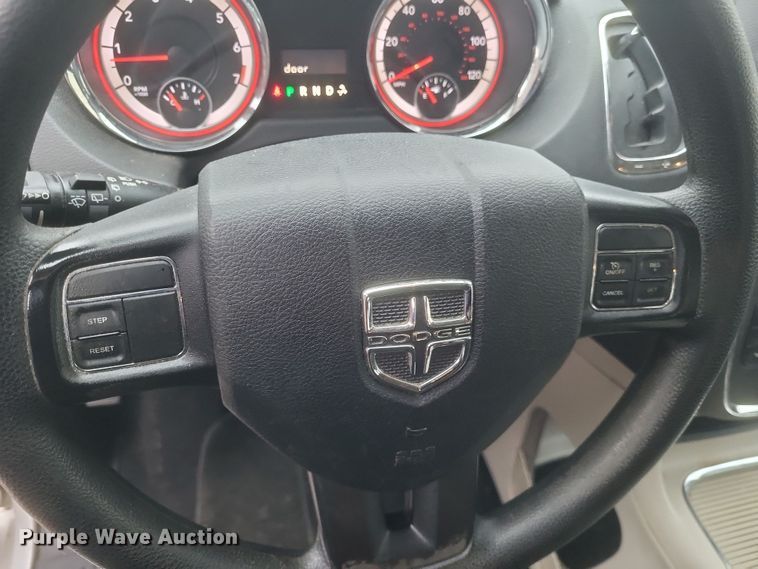 image for item EJ8128 2016 Dodge  Grand Caravan SXT van