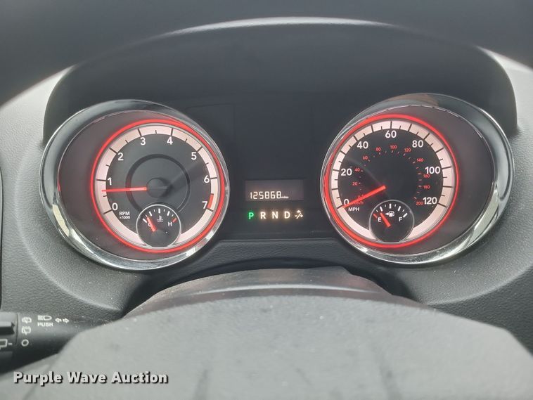 image for item EJ8128 2016 Dodge  Grand Caravan SXT van