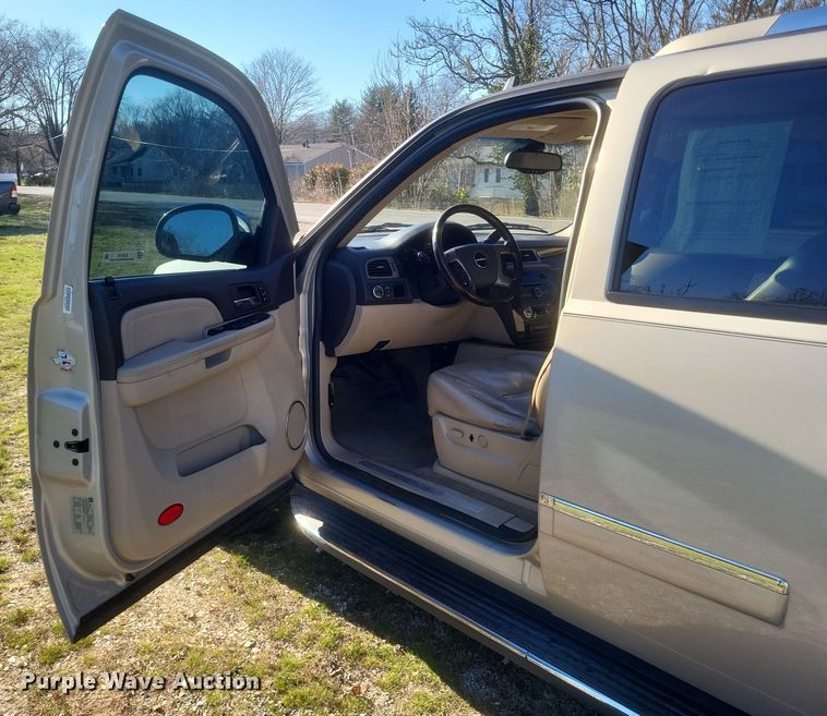 image for item EJ8129 2009 GMC  Yukon  SUV