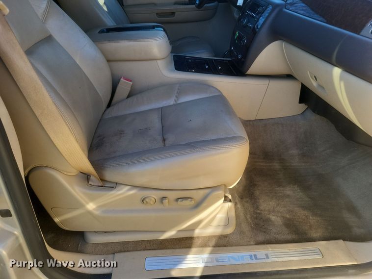 image for item EJ8129 2009 GMC  Yukon  SUV